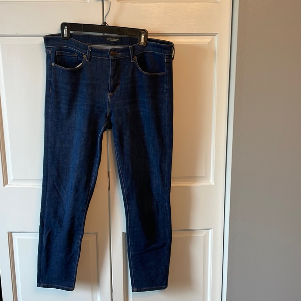 Skinny jeans.